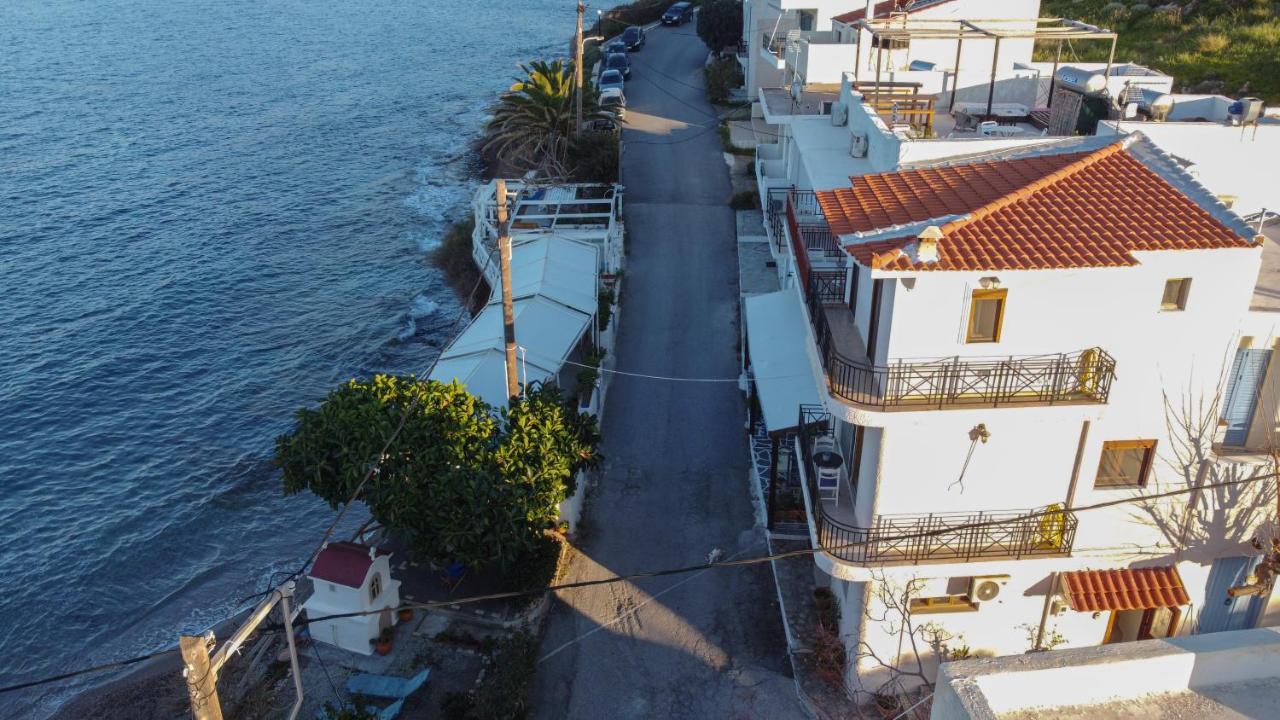 The Island House - Family Size Apt - Overlooking The Aegean - 3 Steps From The Beach Mochlos Buitenkant foto