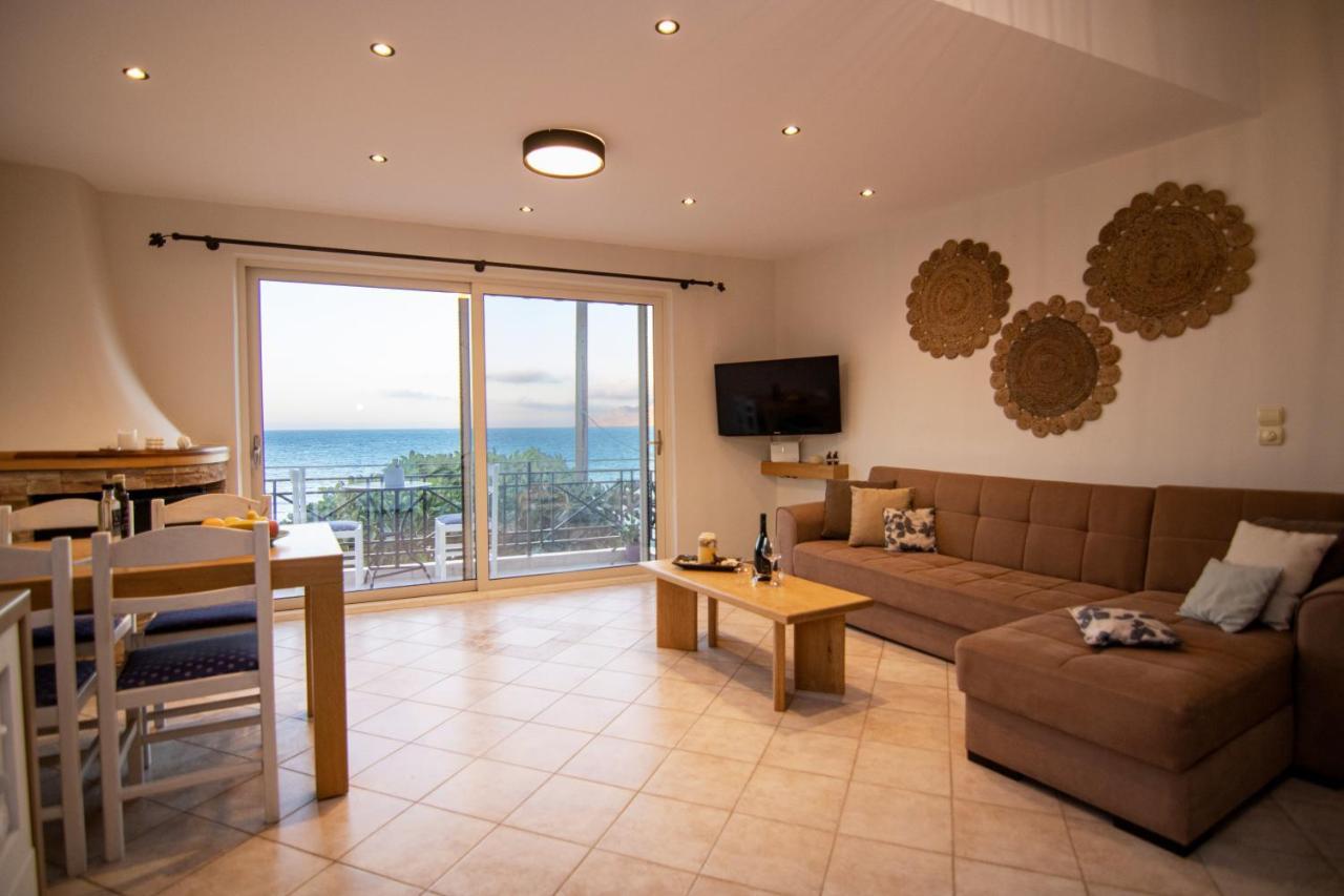 The Island House - Family Size Apt - Overlooking The Aegean - 3 Steps From The Beach Mochlos Buitenkant foto