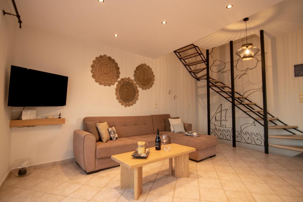 The Island House - Family Size Apt - Overlooking The Aegean - 3 Steps From The Beach Mochlos Buitenkant foto
