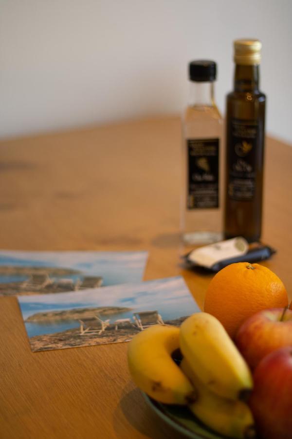 The Island House - Family Size Apt - Overlooking The Aegean - 3 Steps From The Beach Mochlos Buitenkant foto